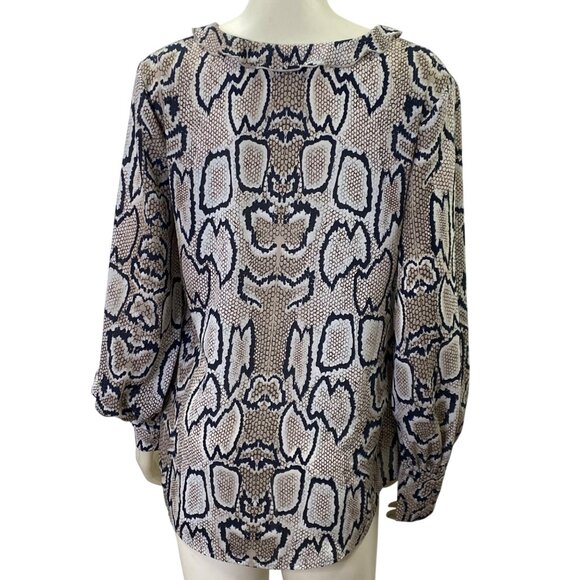 Cabi Womens Snake Print Long Sleeve Blouse With Button Cuffs Md - Picture 5 of 7